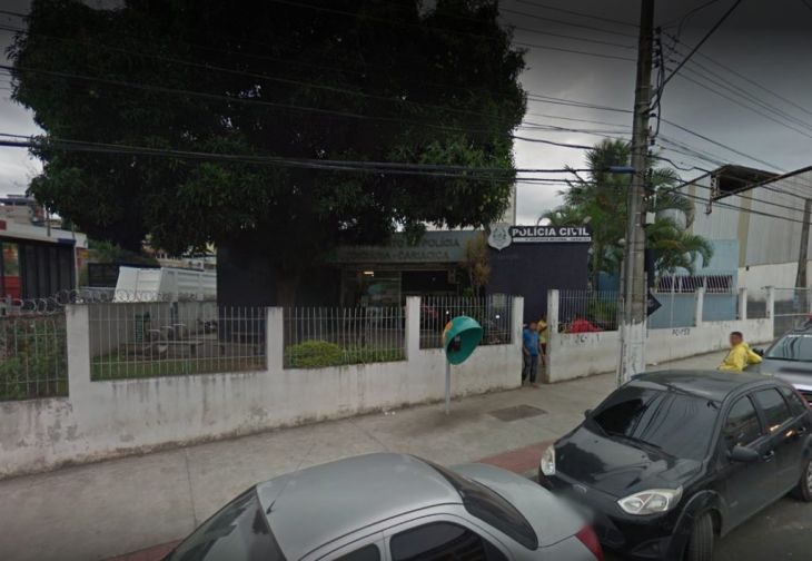 Mulher é presa após jogar álcool e atear fogo em marido (Foto: Reprodução / Google Maps)