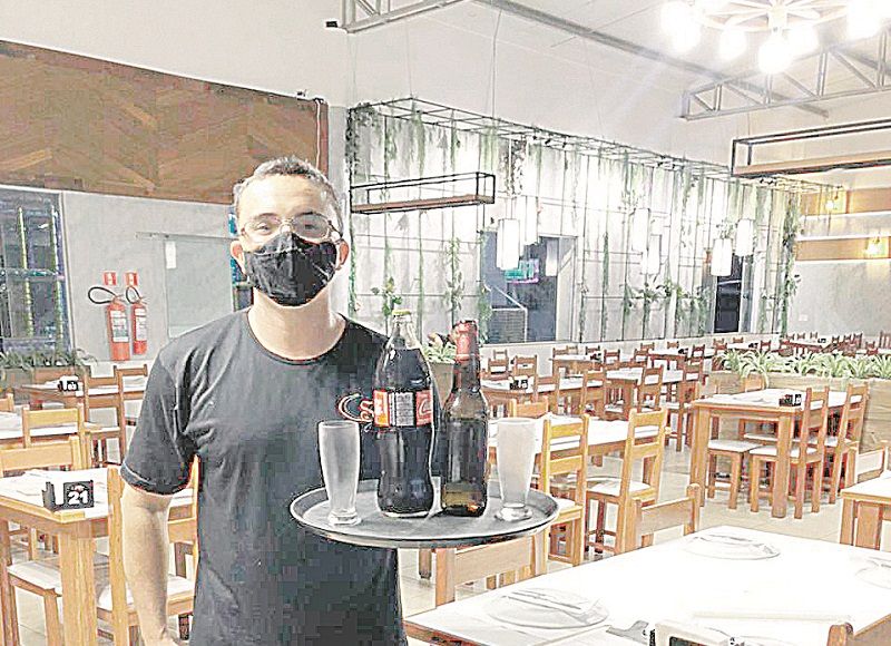 Alcihélio, o Cecéu: “Nasci para servir, seja na churrascaria ou na Câmara” (Foto: Acervo pessoal)