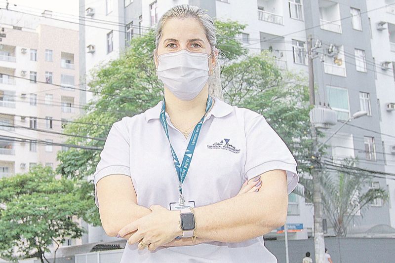 A síndica Aline Moraes disse que reclamações são constantes principalmente durante fins de semana e feriados (Foto: Leone Iglesias/AT)