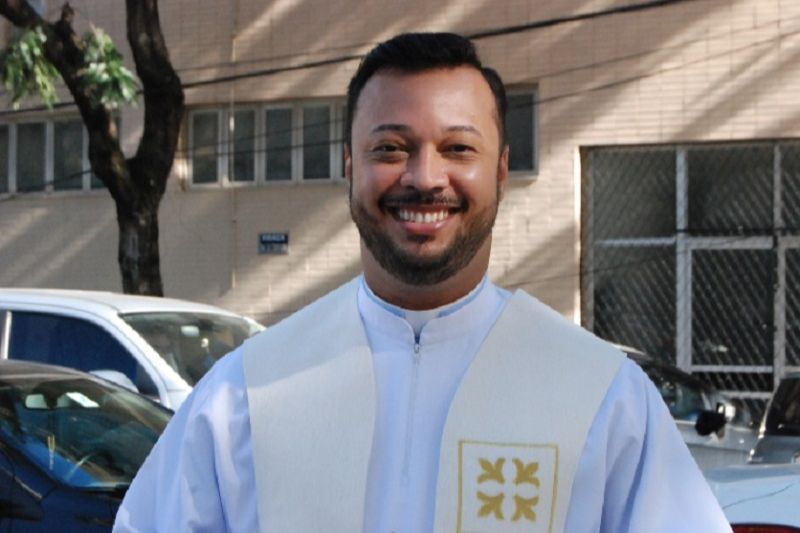 O padre Fernando Antonio Silva de Souza, 36 anos (Foto: Aves)