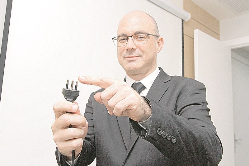 Carlos Sena vê dificuldades para as empresas com possíveis alterações no horário de trabalho de empregados (Foto: Fábio Nunes — 17/06/2019)