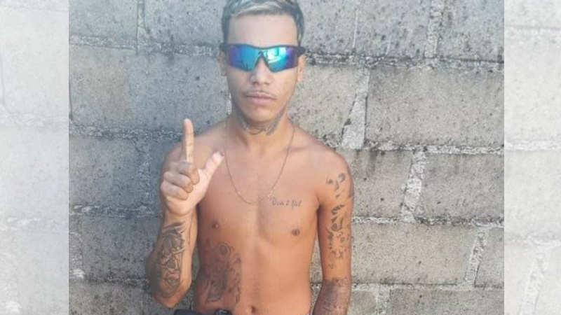 Seis dias após ser detido com carro roubado, menor é morto com 16 tiros (Foto: )