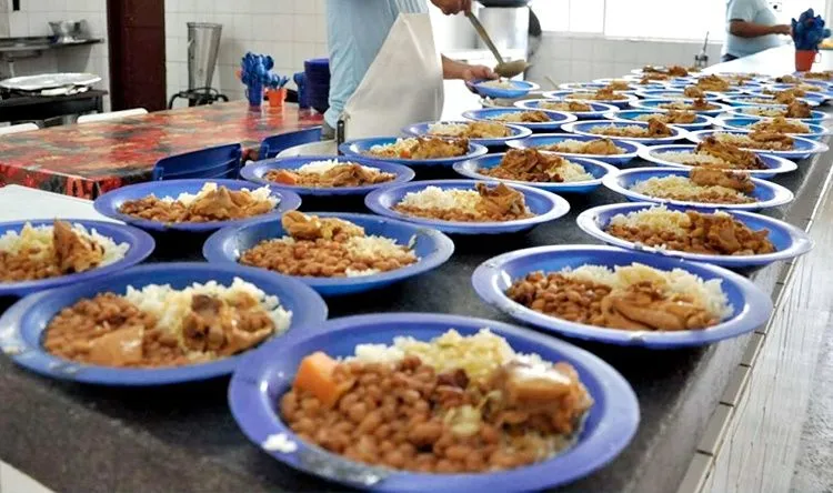 Imagem ilustrativa da imagem Prefeitura tira carne de porco da merenda escolar
