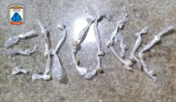 Imagem ilustrativa da imagem Mulher é presa com drogas no cabelo no Estado