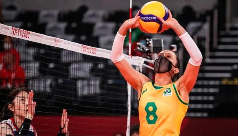 Imagem ilustrativa da imagem Vôlei feminino passa fácil pela Coreia do Sul e estreia com vitória em Tóquio