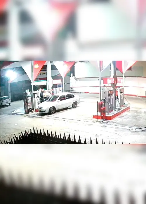 Imagem ilustrativa da imagem VÍDEO | Bandidos assaltam posto e levam R$ 1 mil em Cachoeiro de Itapemirim