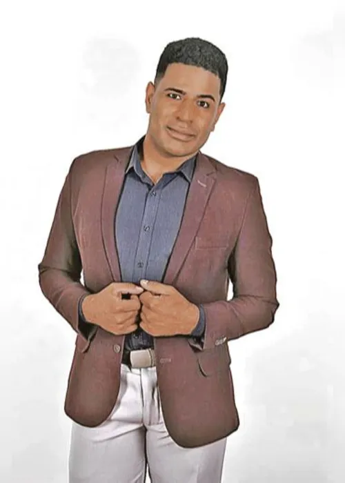 
          Imagem ilustrativa da imagem Ex-The Voice lança “É de Coração”
          