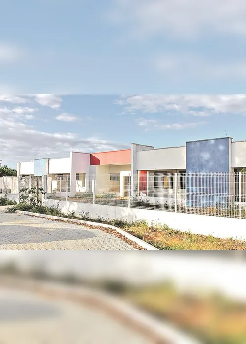 
          Imagem ilustrativa da imagem Prédio de creche é depredado
          