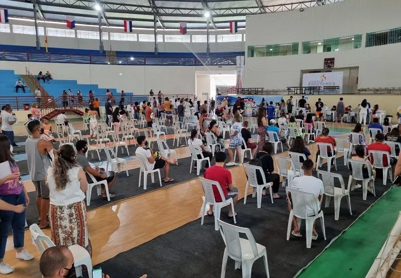 Complexo esportivo em Guarapari: vacinação contra Covid