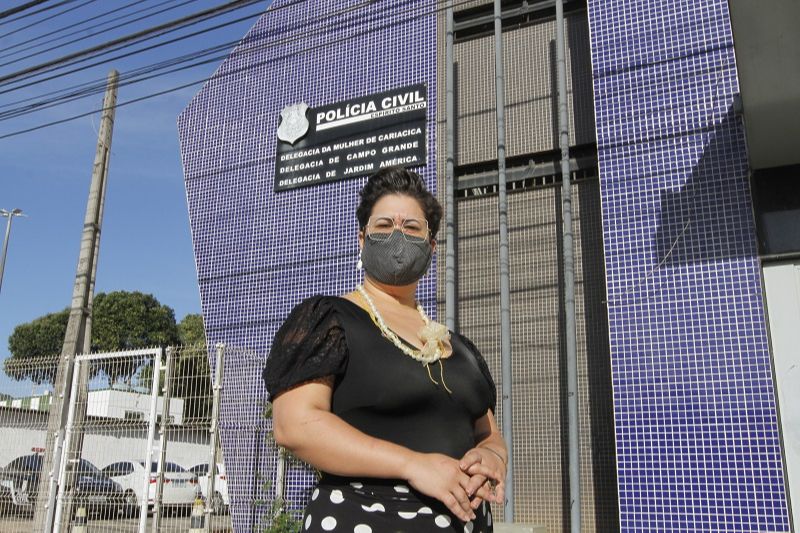 Rhubia bloqueou o suspeito e fez denúncia. “Eu me senti muito invadida” (Foto: Fábio Nunes/ AT)