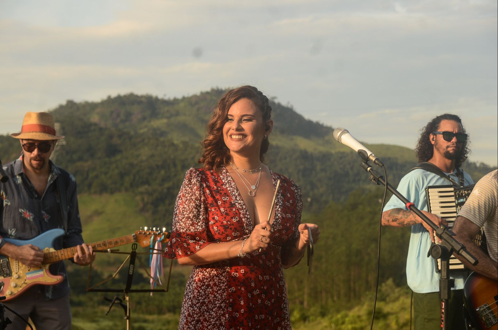 “Quis mostrar a minha caminhada e também transmitir que tudo é uma fase”, salienta Bárbara (Foto: Divulgação)