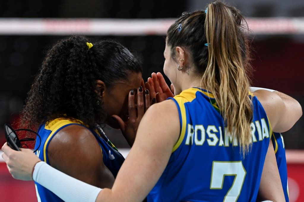 Brasil venceu no vôlei feminino (Foto: JUNG Yeon-je / AFP)