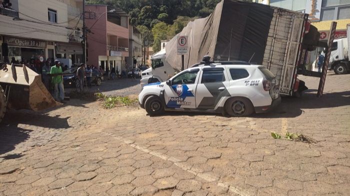 Acidente aconteceu no Sul do Estado (Foto: Divulgação / Polícia Militar)