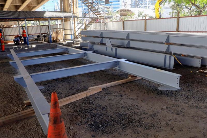 Estruturas metálicas que serão fixadas na Terceira Ponte (Foto: Divulgação/Governo do Estado)