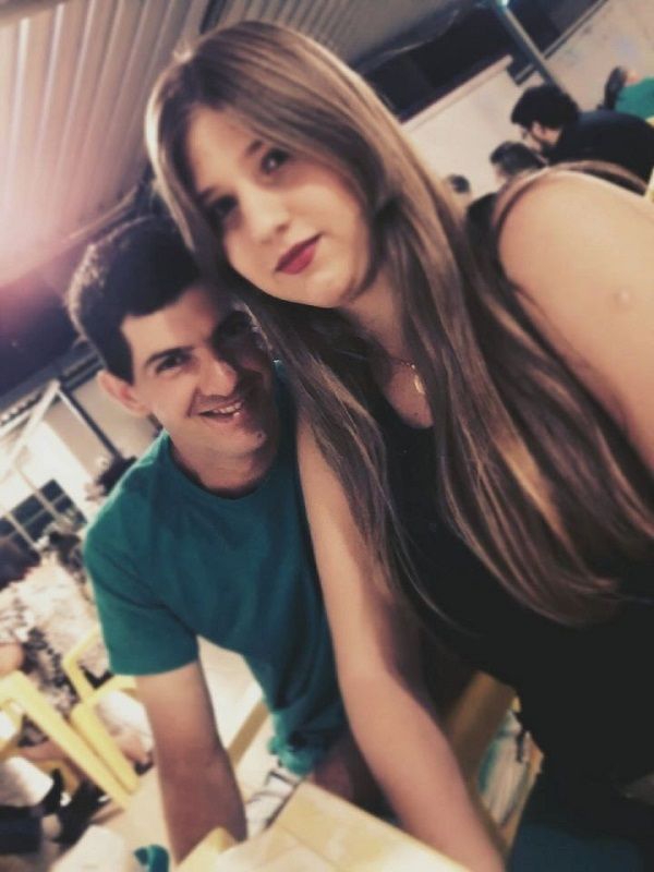 O casal Alexandre Fim e Thayla Bonicenha Crivelari Fim (Foto: Reprodução/Acervo Pessoal)