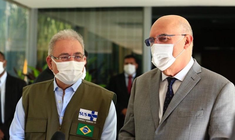 Os ministros da Saúde, Marcelo Queiroga, e da Educação, Milton Ribeiro (Foto: Reprodução/Twitter do Ministério da Saúde)
