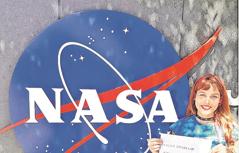 Raíssa Estrela e sua equipe identificaram um planeta fora do Sistema Solar que reconstituiu a própria atmosfera (Foto: Divulgação)