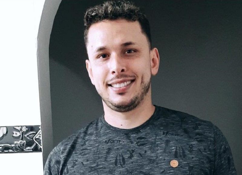 Leandro Pissaia Moreira morreu por complicações da Covid-19 após 15 dias internado (Foto: Acervo Pessoal)