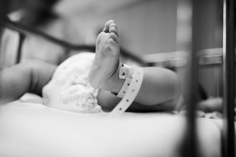 Imagem ilustrativa de bebê em hospital maternidade
