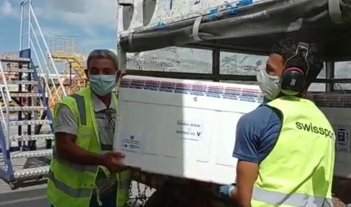 Imagem ilustrativa da imagem Estado recebe mais de 102 mil doses de vacinas contra covid