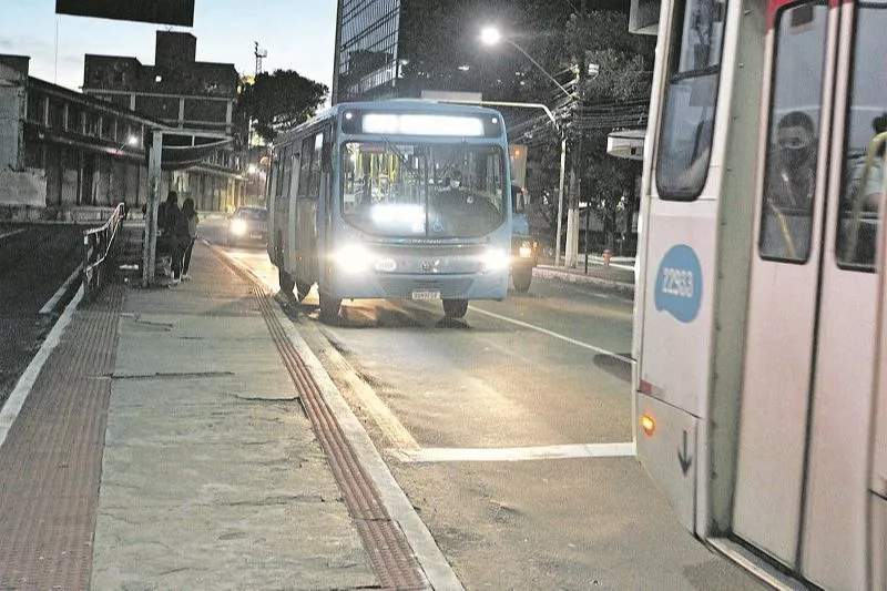 Imagem ilustrativa da imagem Linha expressa sofre atrasos