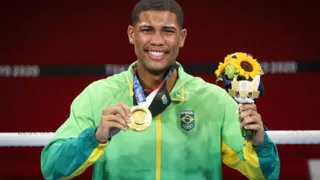 Imagem ilustrativa da imagem Hebert Conceição garante o 2º ouro do Brasil no boxe em Olimpíadas