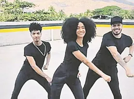 Imagem ilustrativa da imagem Dança cristã agita a internet