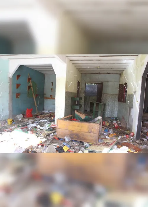 Imagem ilustrativa da imagem Acusado de assassinato tem comércio destruído e queimado por moradores