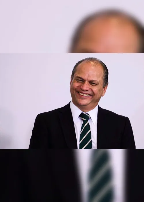 Imagem ilustrativa da imagem CPI encerra sessão com depoimento de líder do governo e vai reconvocá-lo