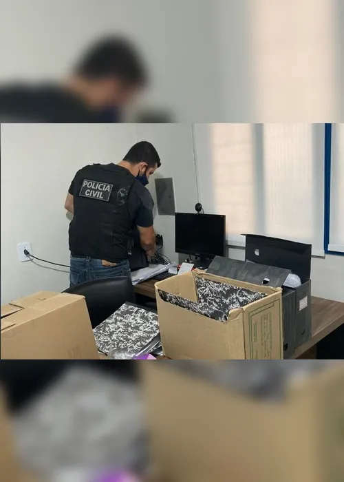 Imagem ilustrativa da imagem Polícia apreende computadores, documentos e armas em escritórios de empresa capixaba