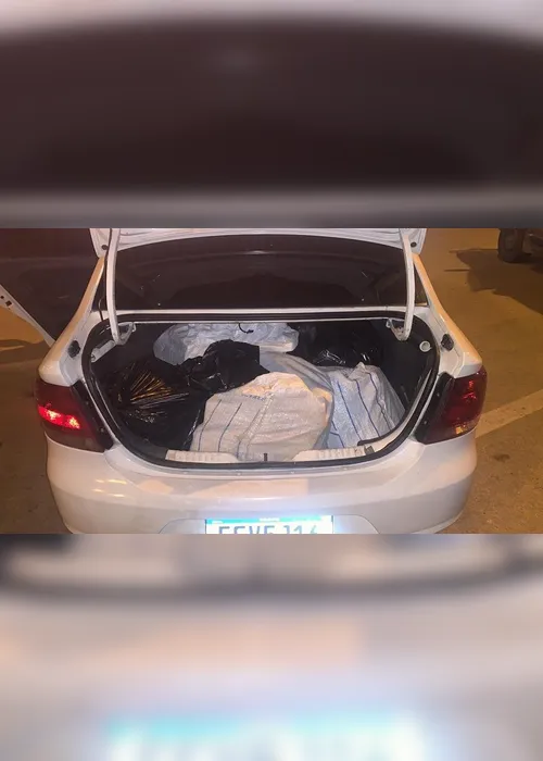 Imagem ilustrativa da imagem Homem é flagrado carregando 351 kg de maconha em carro no Estado