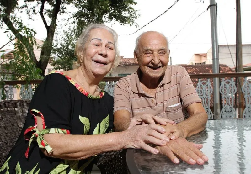 O casal de aposentados Maria Zulma de Freitas e Argentino Bento Corsino de Freitas, 81 anos