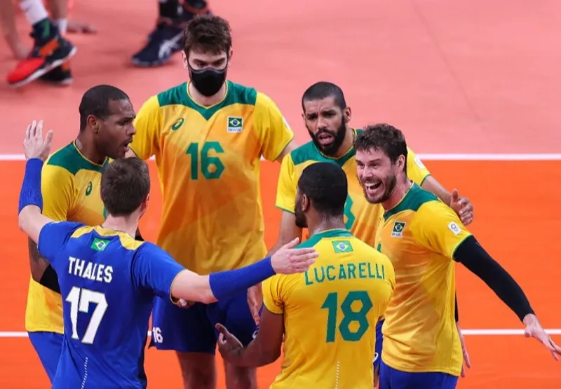 Brasil perde para russos no vôlei masculino e não vai à final das Olimpíadas pela 1ª vez desde 2000