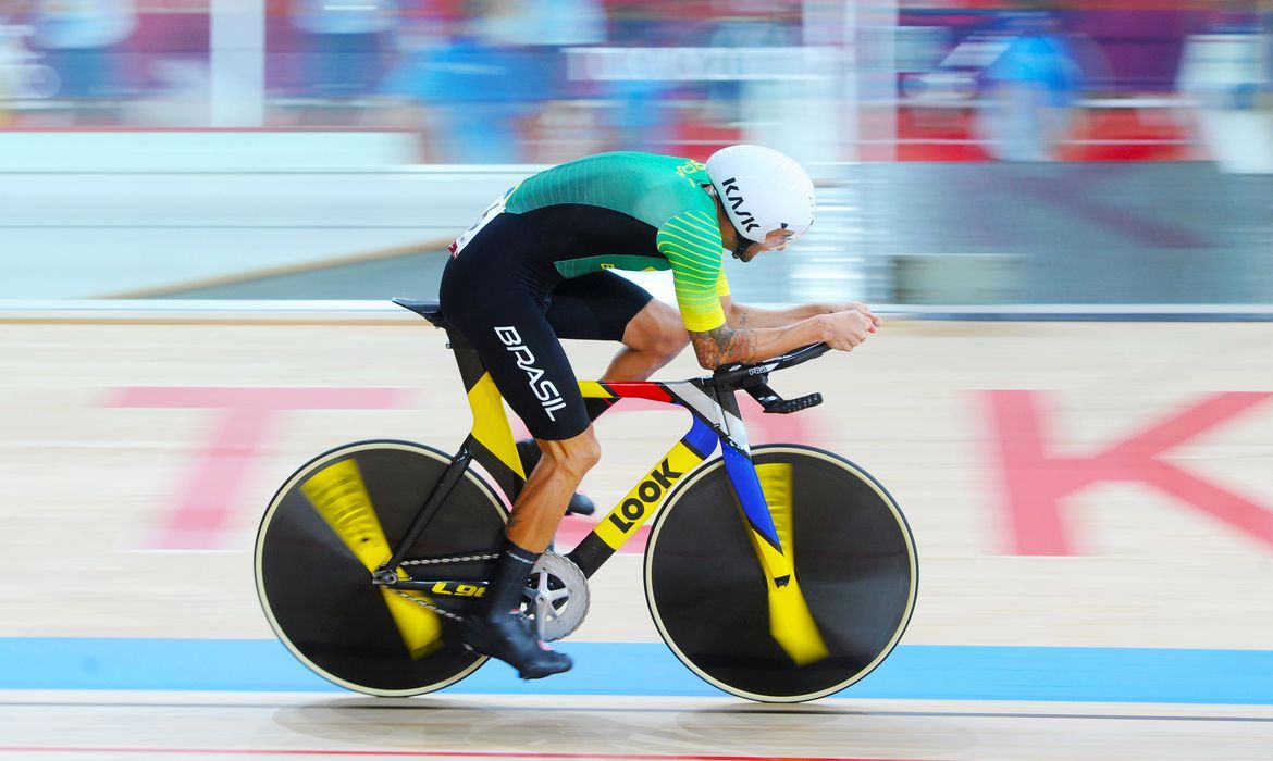 Brasil no ciclismo de perseguição (Foto: JB Benavent/ CPB/ Divulgação)