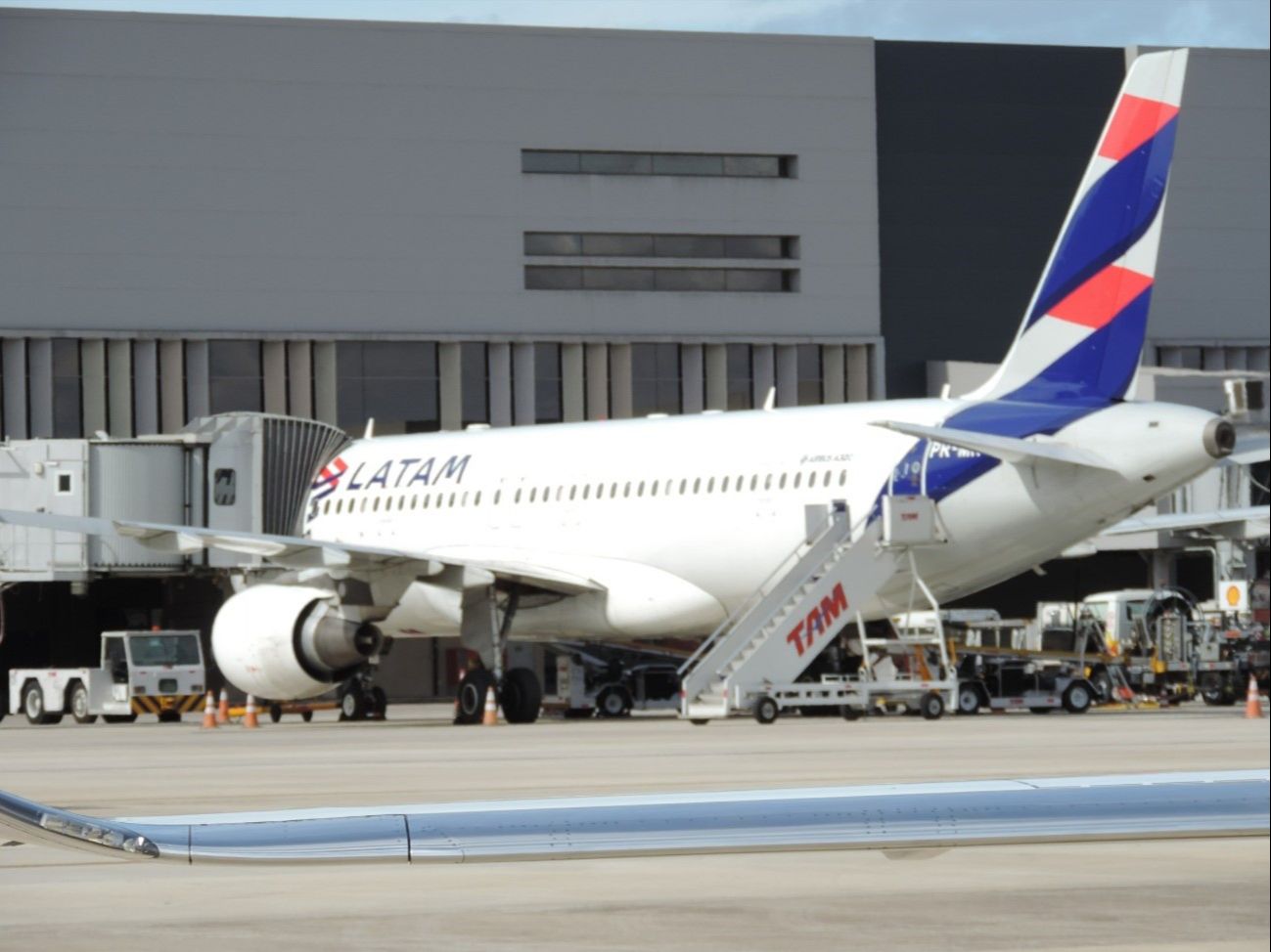 A LATAM é a única que oferece voo direto Vitória-Brasília. (foto: Tudo Viagem)