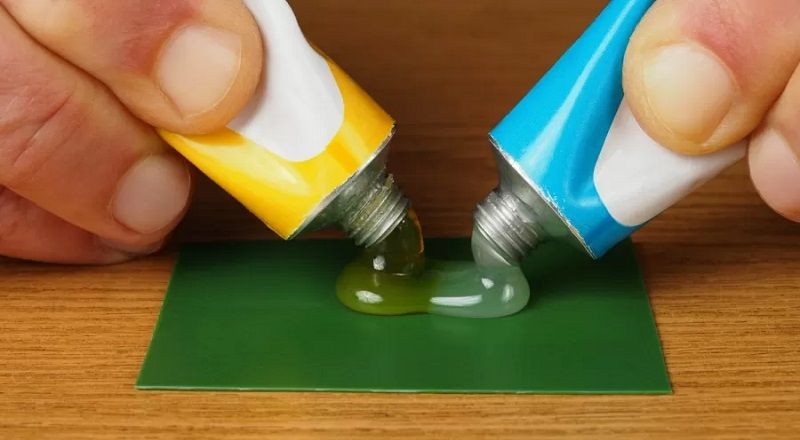 A vítima usou um no pênis um adesivo epóxi, supercola utilizada construções civis (Foto: Getty Images/ iStockphoto)