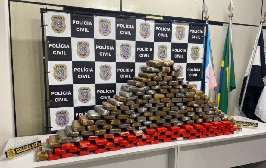 Droga apreendida com os acusados (Foto: Divulgação/Polícia Civil)
