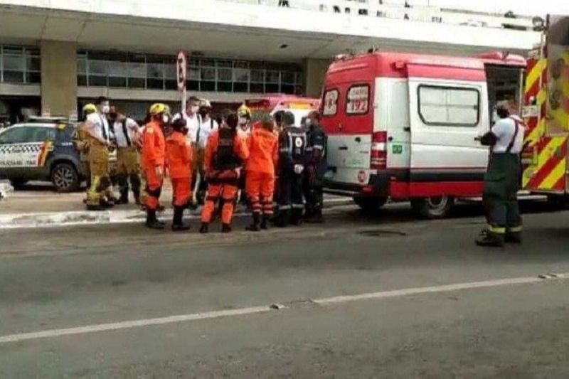 A vítima chegou a ser socorrida pelos bombeiros, mas teve uma parada cardiorrespiratória (Foto: Reprodução/ Redes Sociais)