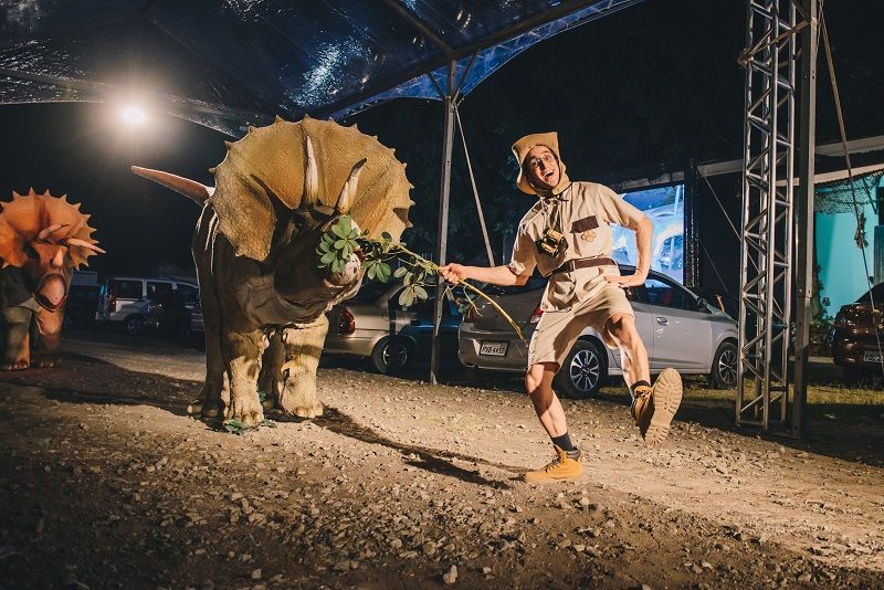 Entre os dias 2 e 7, o estacionamento do Shopping Vitória, na Capital, recebe o megashow interativo e em formato drive-in “Jurassic Safari Experience” (Foto: Divulgação)