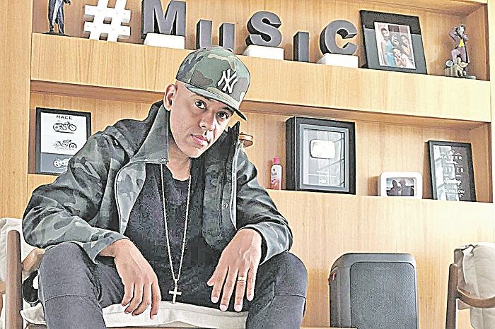 Koringa vai cantar hits como “O Tamborzão Tá Rolando” e “Pra Me Provocar” (Foto: Divulgação)