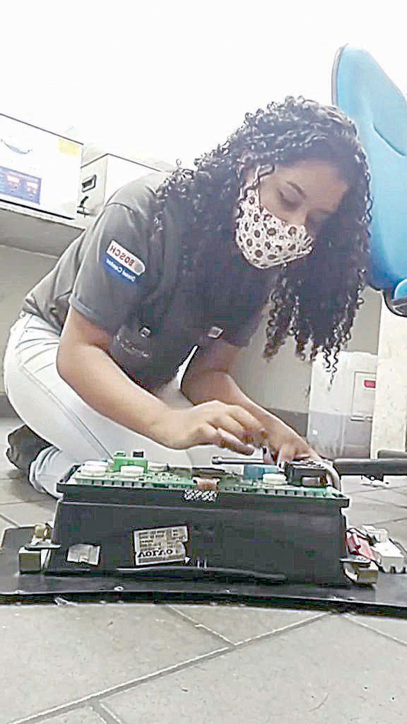 Meiriele Castro: formação após bolsa (Foto: Acervo pessoal)