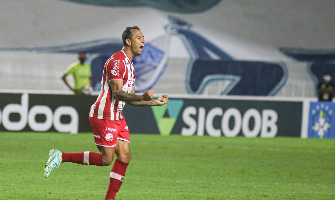 O Náutico venceu o CSA (Foto: Tiago Caldos/ CNC/ Divulgação)
