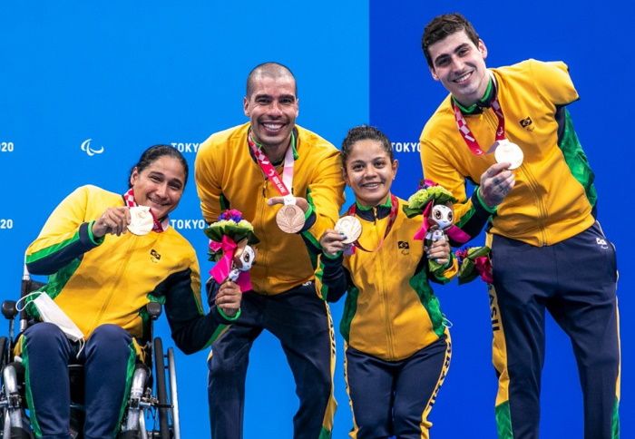 Patrícia Pereira, Daniel Dias, Joana Neves e Talisson Glock: quarteto medalhista de bronze nos Jogos Paralímpicos (Foto: Ale Cabral/CPB)