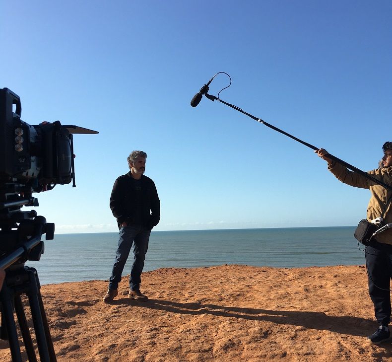 Bastidores da série “Só Eu e Ela”, que teve a sua primeira temporada gravada em Marataízes, no Sul do Estado. (Foto: Divulgação)