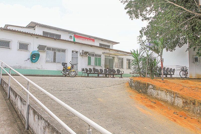 Unidade de Saúde de Marcílio de Noronha, onde morador diz ter dificuldade para marcar consulta médica (Foto: Kadidja Fernandes/AT)