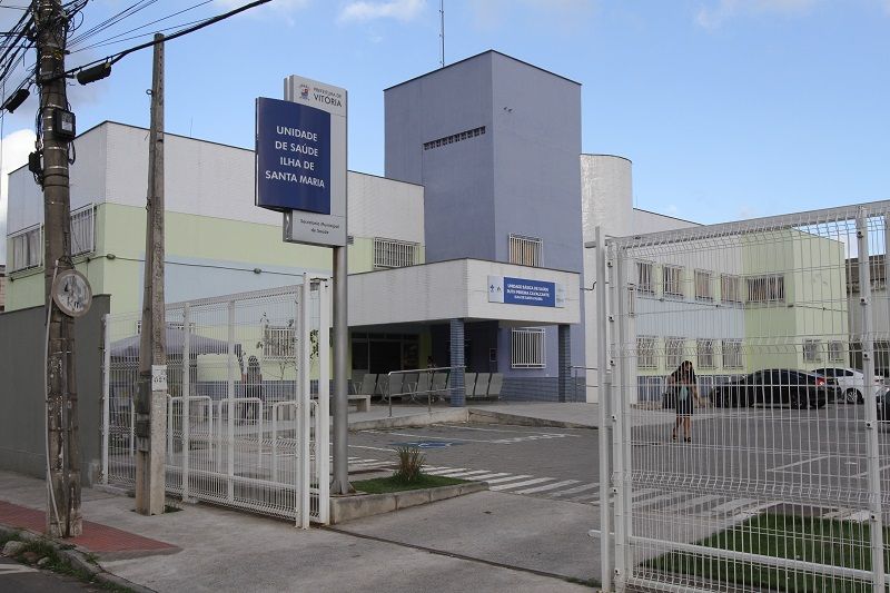 A unidade de saúde da Ilha de Santa Maria, em Vitória (Foto: Leone Iglesias/AT)