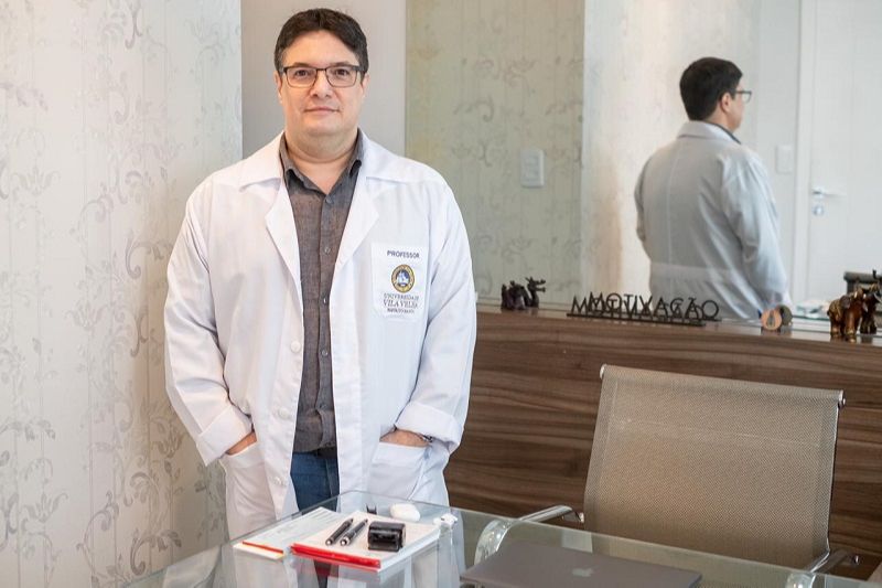 O psiquiatra Valber Dias diz que a dependência começa com um hábito que desperta o prazer e, depois, passa a causar problemas. “A pessoa perde o controle” (Foto: Acervo/AT)