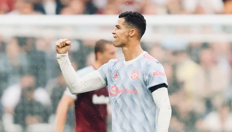 Imagem ilustrativa da imagem Mais bem pago do mundo, Cristiano Ronaldo receberá quase R$ 1,8 milhão por dia