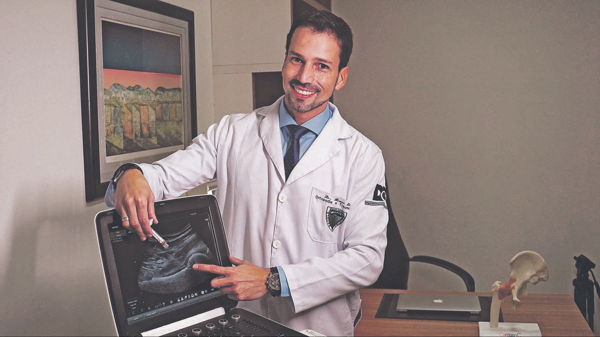 O ortopedista Bruno Mello diz que as dores no quadril se tornaram muito frequentes durante a pandemia