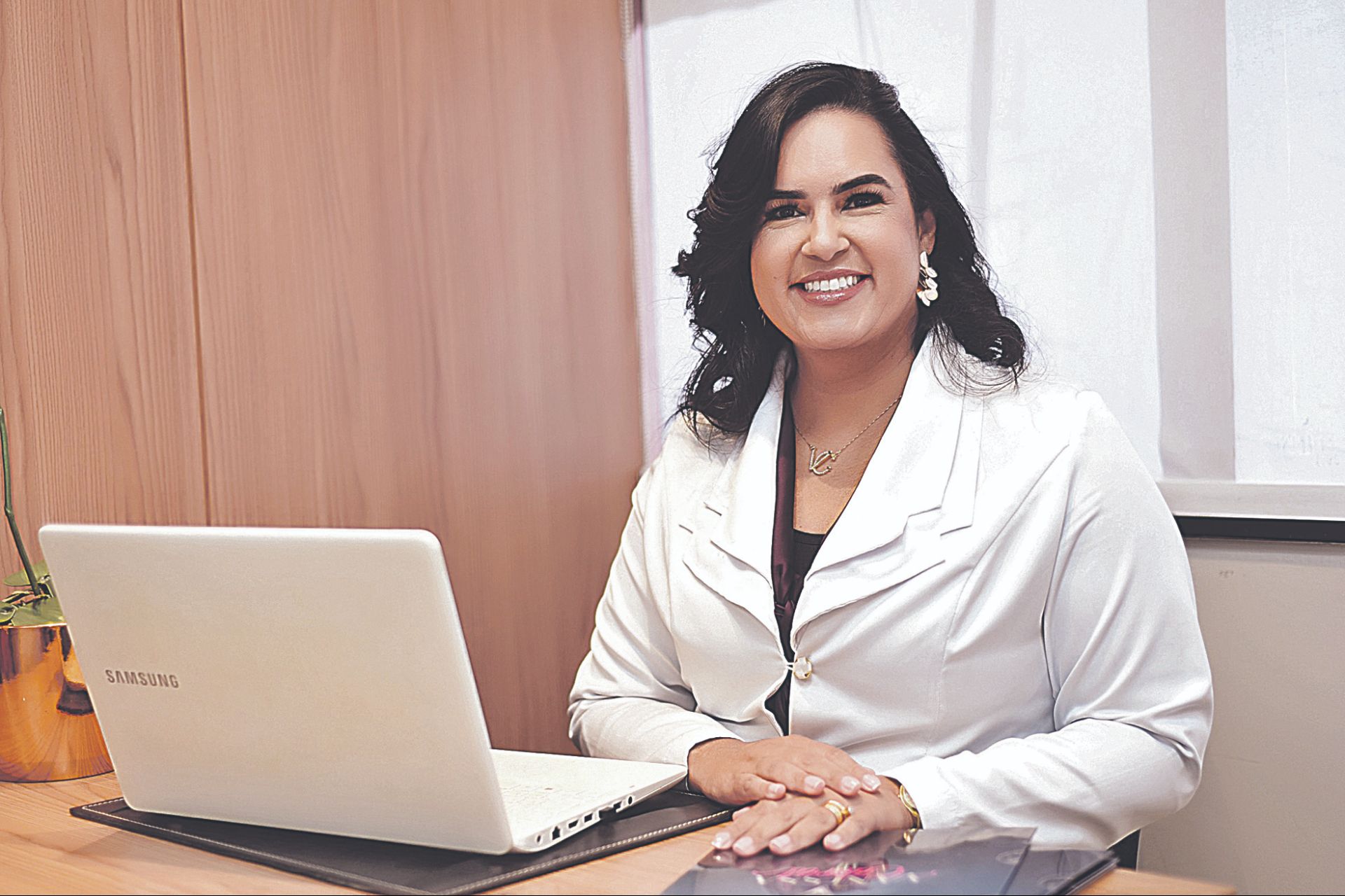 Vanessa Cabral criou uma técnica batizada de BioShaping, cujo preenchedor é feito com o sangue da paciente